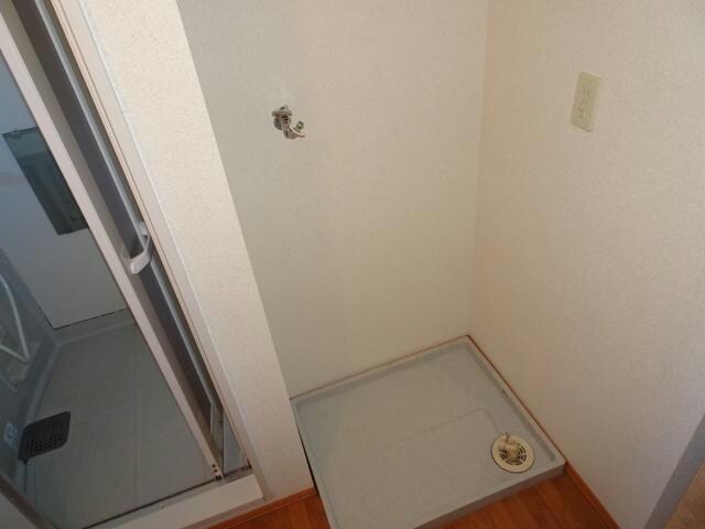 物件内観写真19　(室内洗濯機置場)