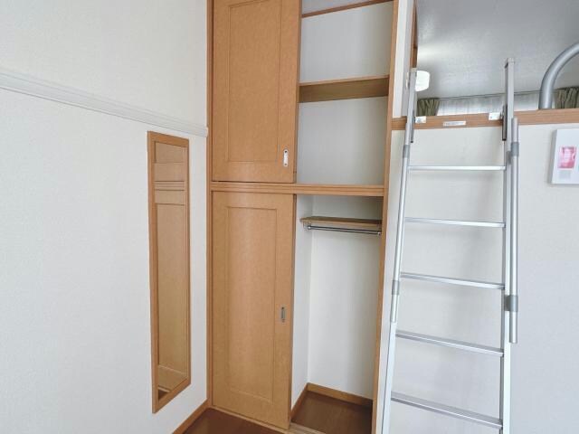 物件内観写真9　(クローゼット)