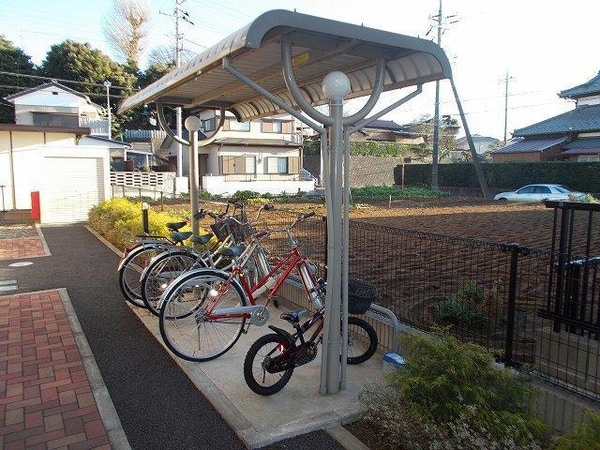 駐輪場(駐輪場)