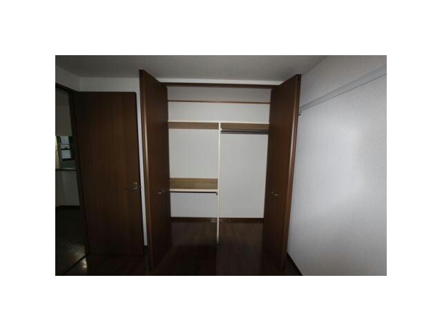 物件内観写真9　(収納)