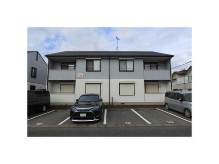 ヴィラージュ壱番館弐番館外観写真