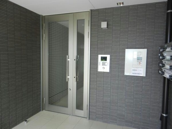 エントランス部分(オートロック)