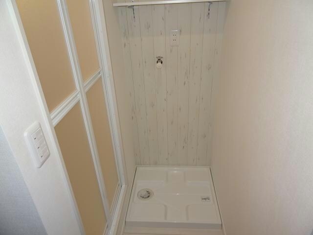 物件内観写真12　(室内洗濯機置き場)