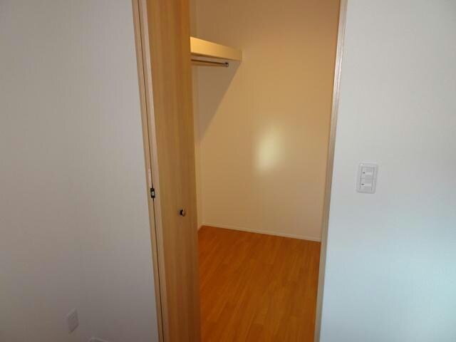 物件内観写真11　(収納)