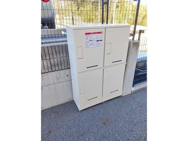 建物設備(宅配ロッカー)