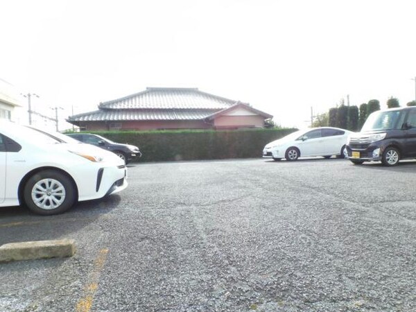 駐車場(駐車場)