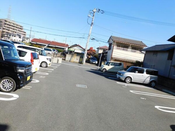 駐車場(駐車場)