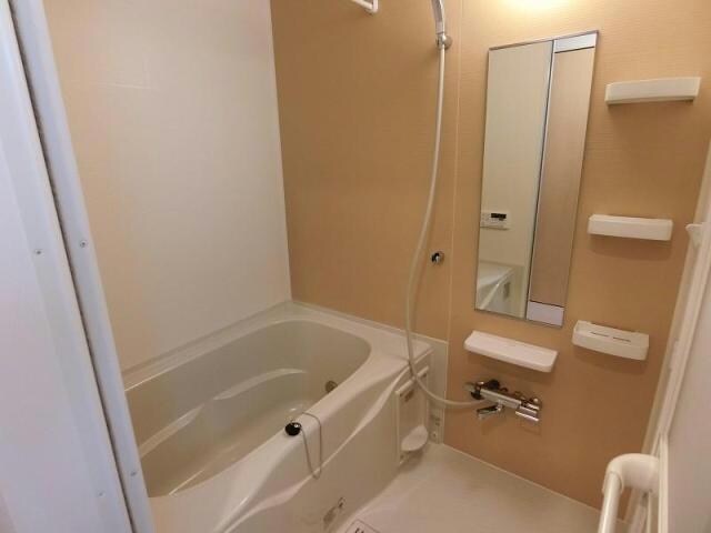 物件内観写真12　(浴室)