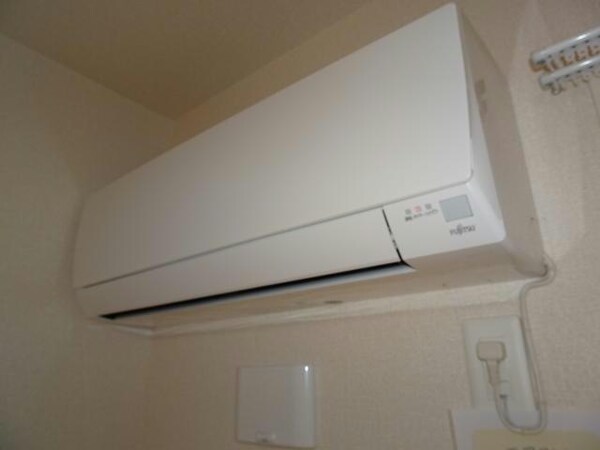 空調設備(エアコン)