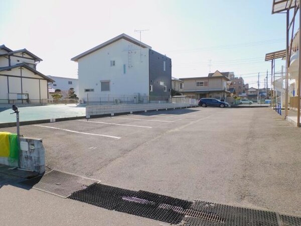 駐車場(駐車場)