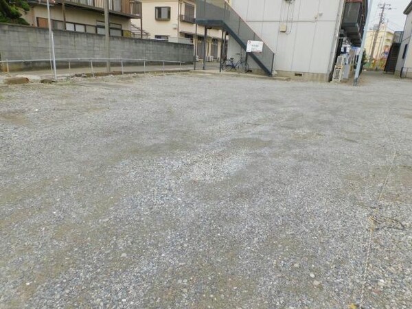 駐車場(駐車場)