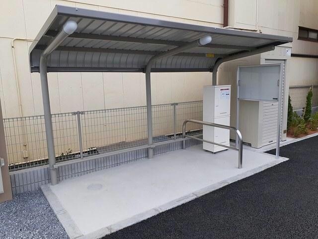 物件外観写真3　(駐輪場)