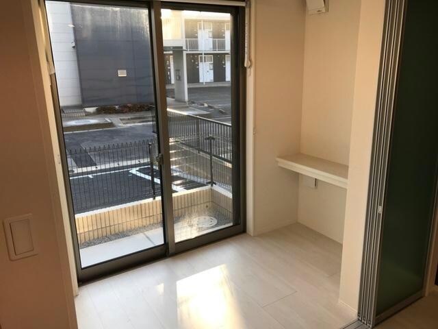 物件内観写真15　(インナーバルコニー)