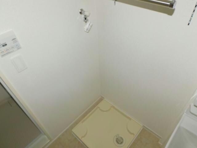 物件内観写真19　(室内洗濯機置場)