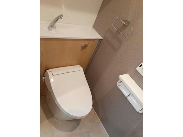 物件内観写真14　(温水洗浄便座)