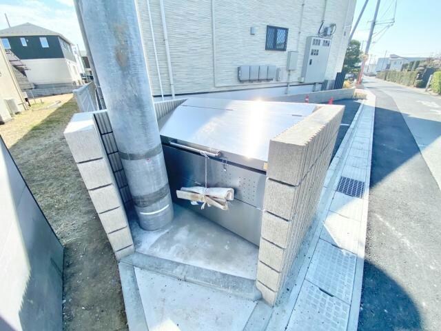 物件外観写真6　(ゴミBOX)
