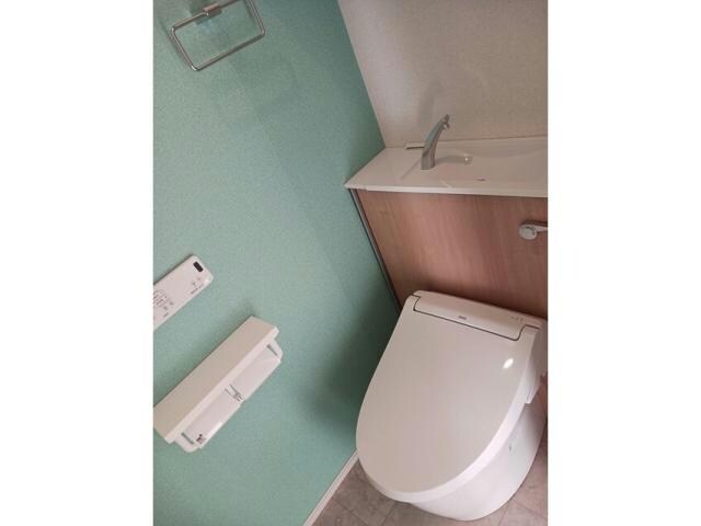 物件内観写真13　(温水洗浄便座)