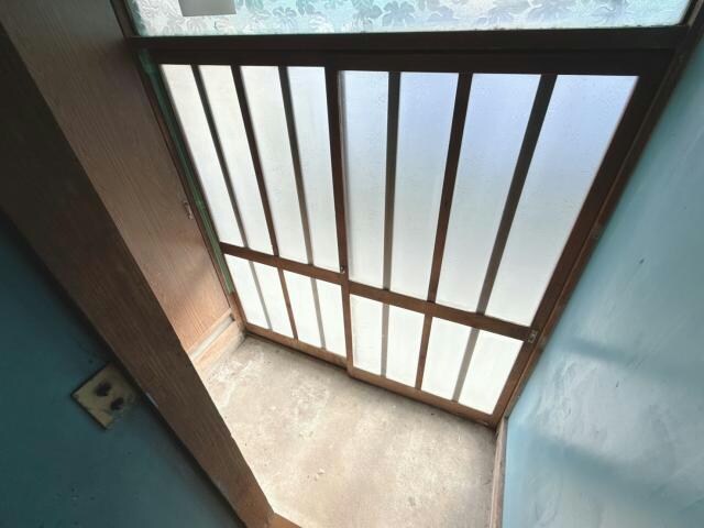 物件内観写真10　(玄関)