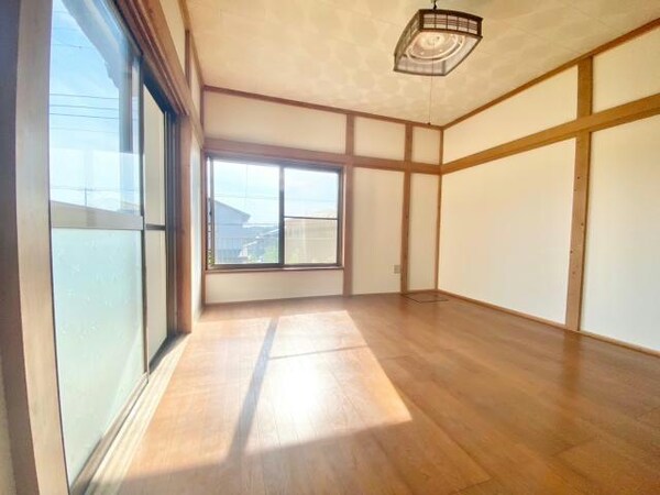 居室(１階洋室)
