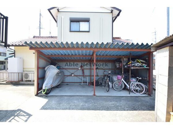 駐輪場