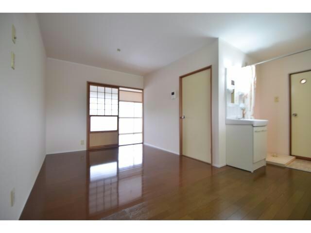 物件内観写真10　(他号室の写真になります。)