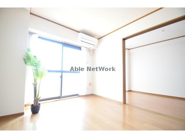 物件内観写真9　(日当たり良好！)