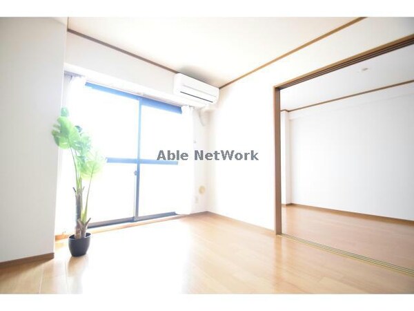 リビングダイニング(日当たり良好！)