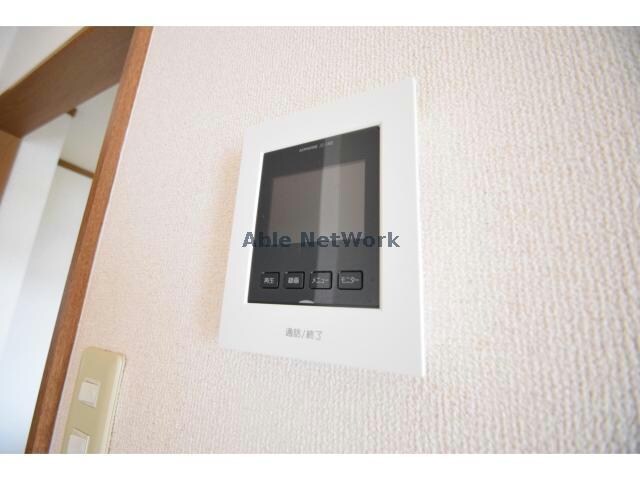 物件内観写真13　(TVモニター付きでセキュリティばっちり！)