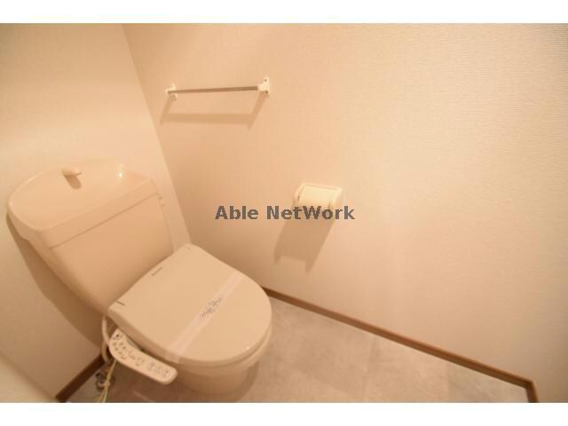 物件内観写真17　(嬉しいバストイレ別♪)