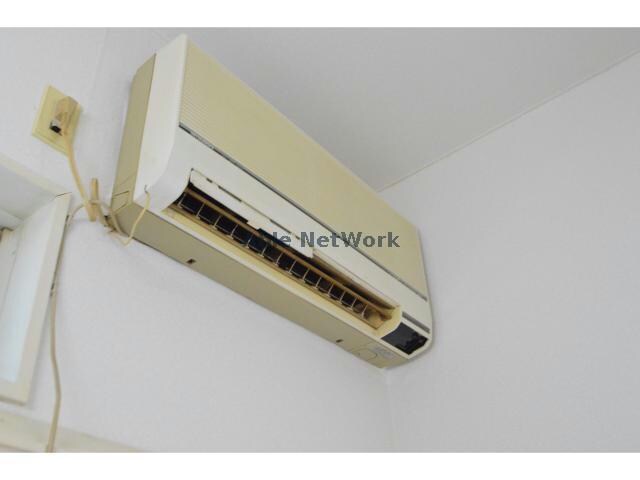 物件内観写真10　(エアコン付きになります。)