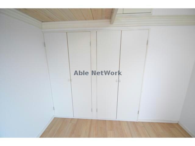 物件内観写真12　(収納部分になります。)