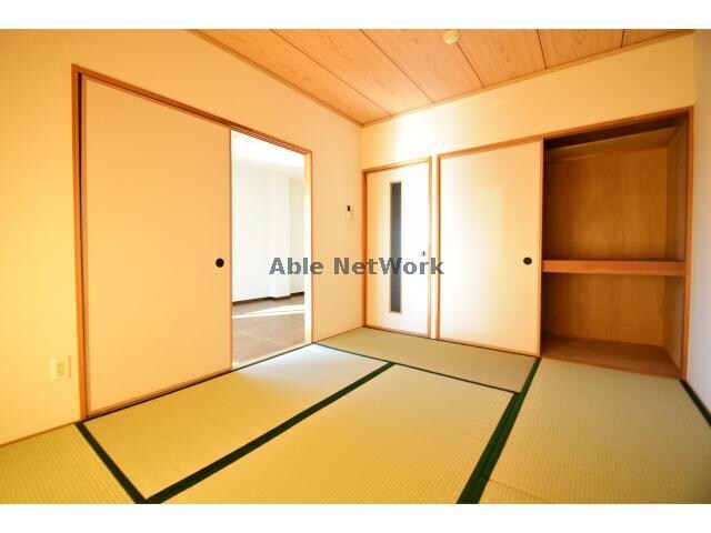 物件内観写真10　(他号室の写真になります。)