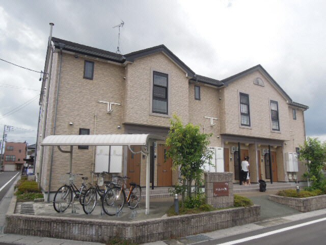 物件外観写真3　(外観)