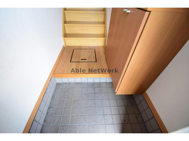 物件内観写真17　(玄関周り♪)