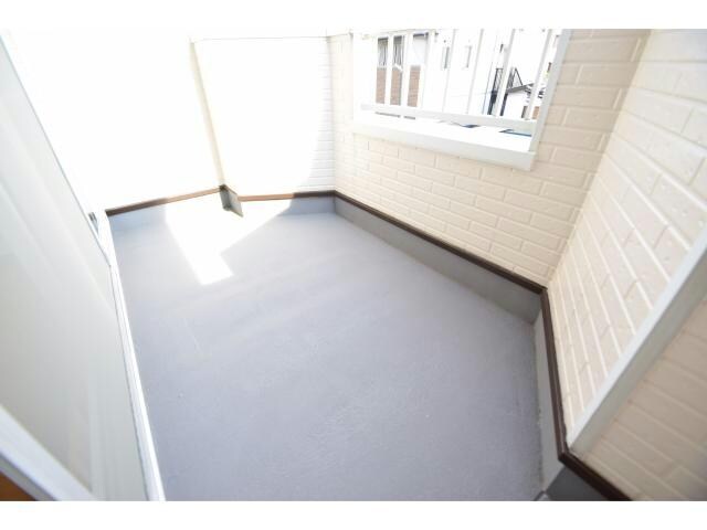 物件内観写真9　(ベランダ回りです！)
