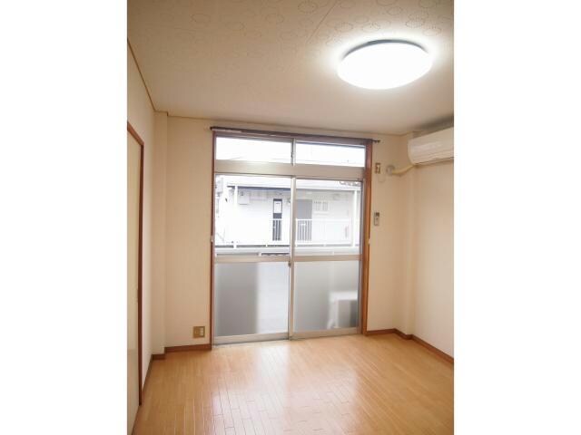 物件内観写真7　(他号室の写真になります。)