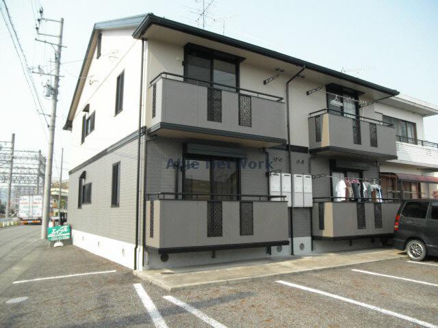 ファミール中山