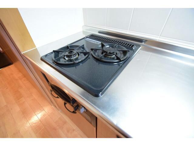 物件内観写真7　(2口コンロのシステムキッチンです!!)