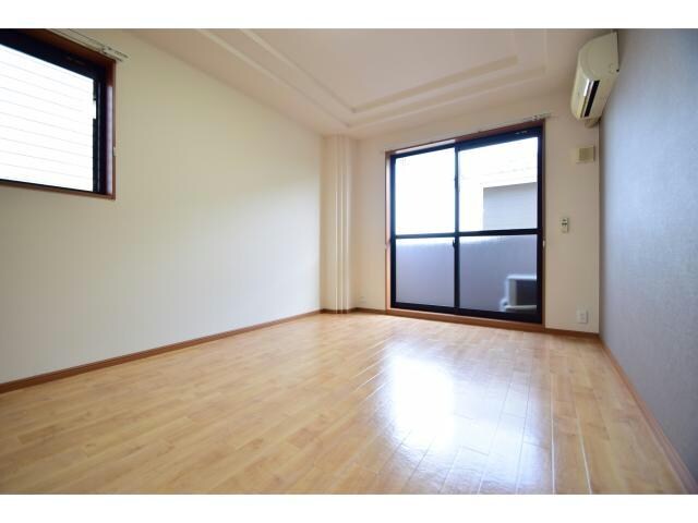 物件内観写真12　(日当たり良好!!」)