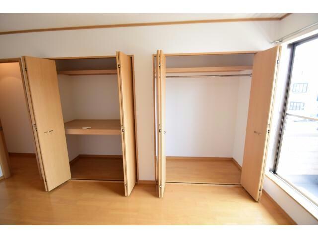物件内観写真14　(クローゼット)