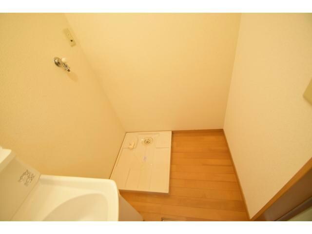 物件内観写真20　(洗濯機置き場)