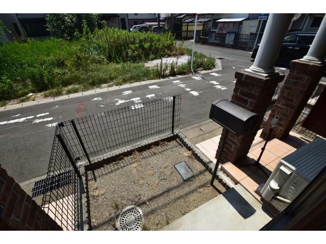 物件内観写真24　(テラス)