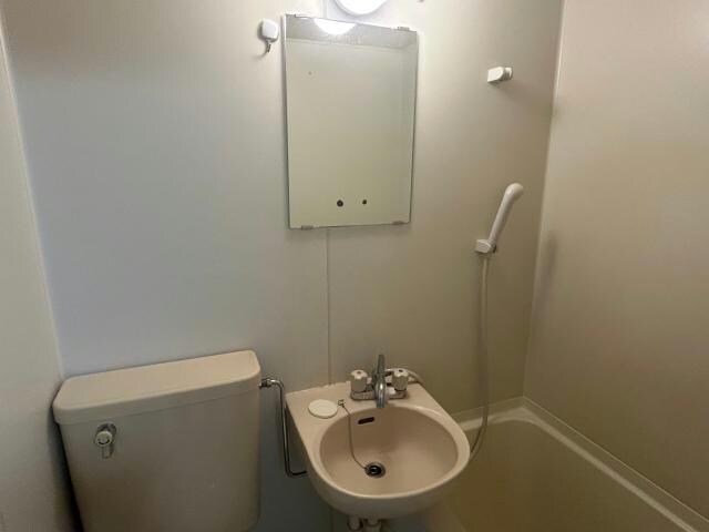 物件内観写真26　(他号室の写真になります。)