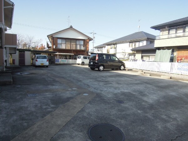 駐車場(駐車場)