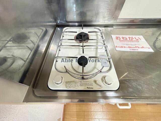 物件内観写真14　(2口　コンロ)