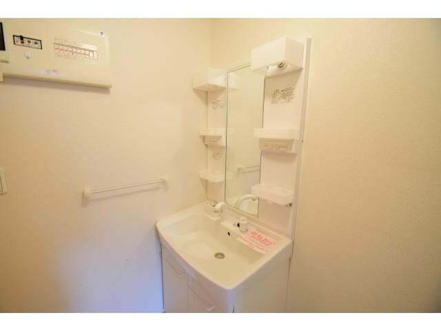 物件内観写真13　(シャンプードレッサー)