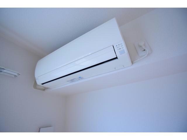 物件内観写真23　(エアコン(洋室))