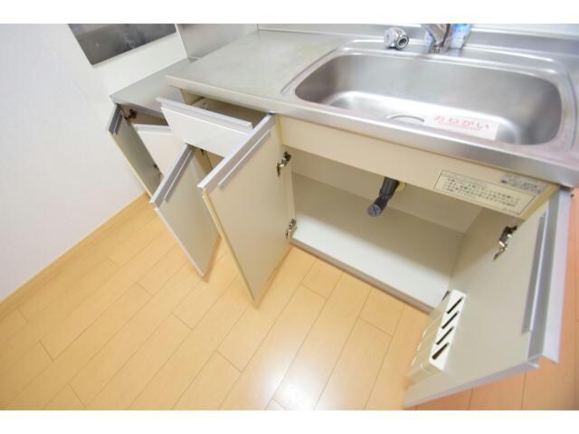 物件内観写真25　(キッチン下部)