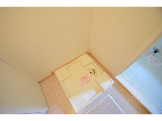 物件内観写真28　(室内洗濯機置場)