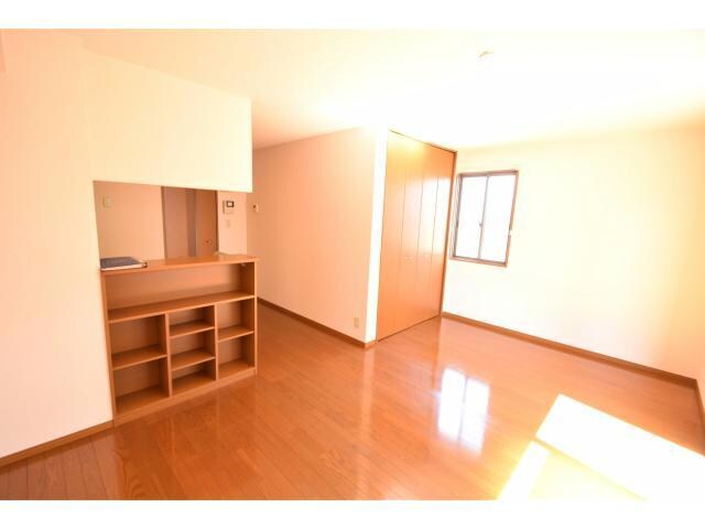 物件内観写真10　(リビング)